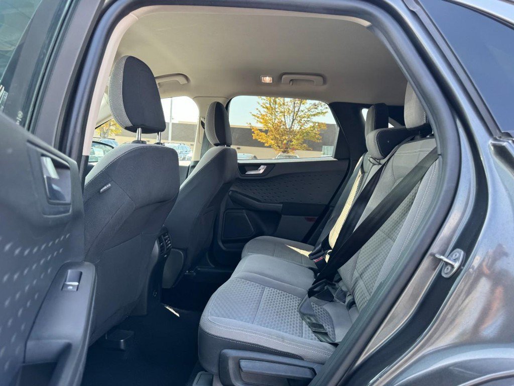 Used 2020 Ford Escape SE FWD image 10