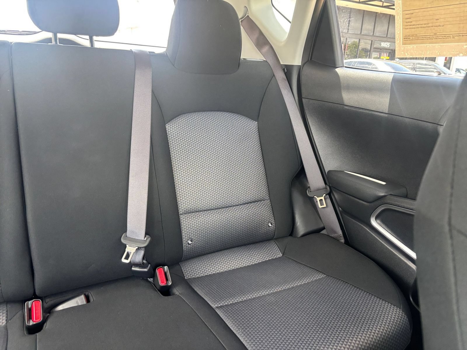 Used 2025 Kia Soul LX w/ LX Technology Package FWD image 35
