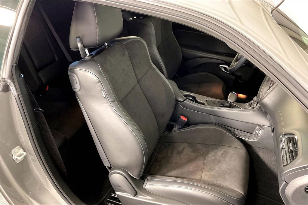 Used 2023 Dodge Challenger R/T w/ Plus Package image 10