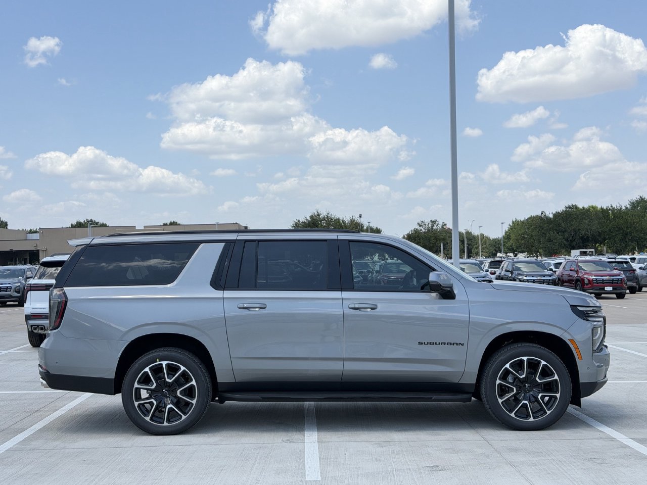 New 2026 Chevrolet Suburban RST w/ RST Capability Package AWD/4WD image 3