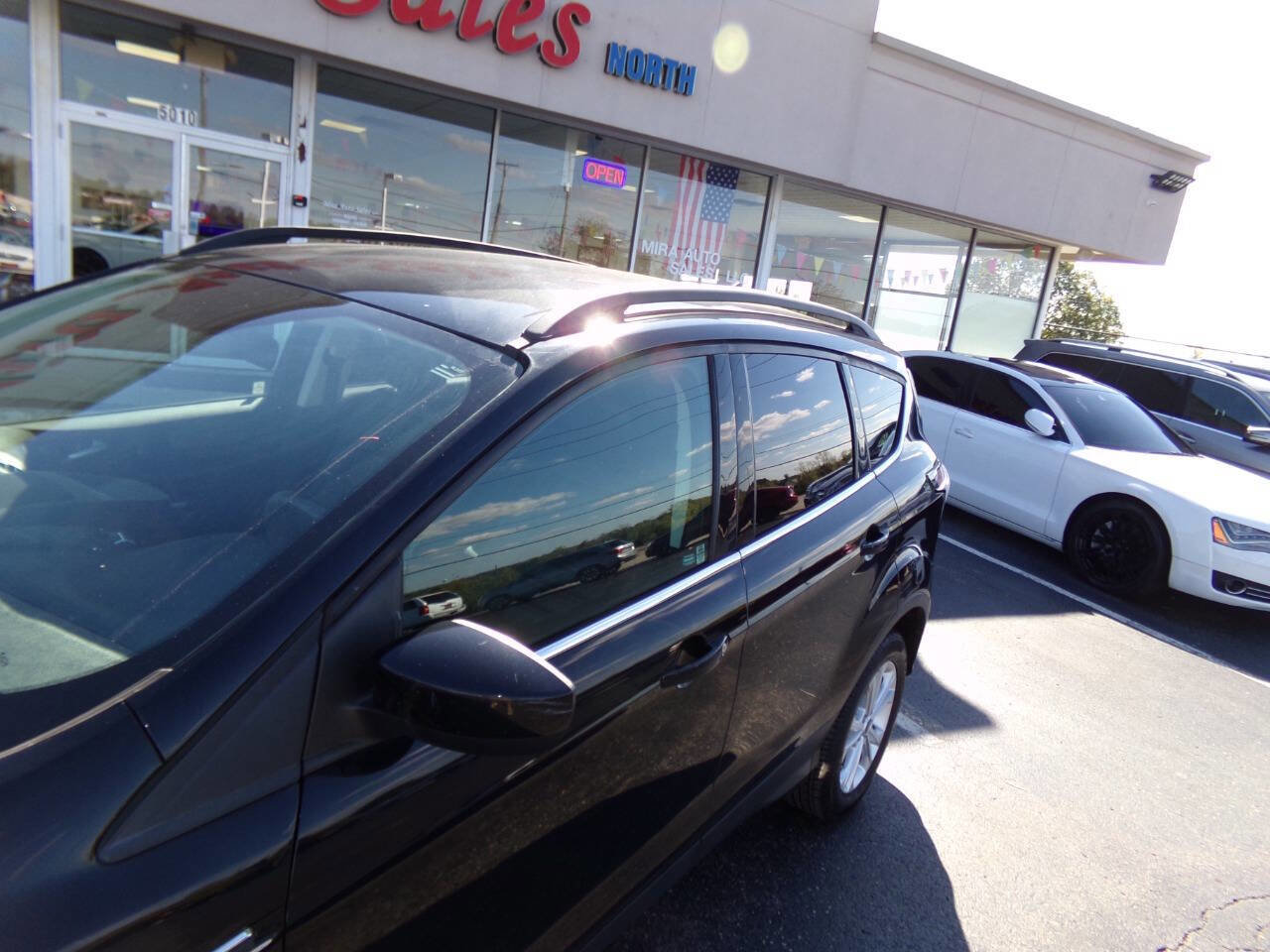 Used 2018 Ford Escape SEL image 35