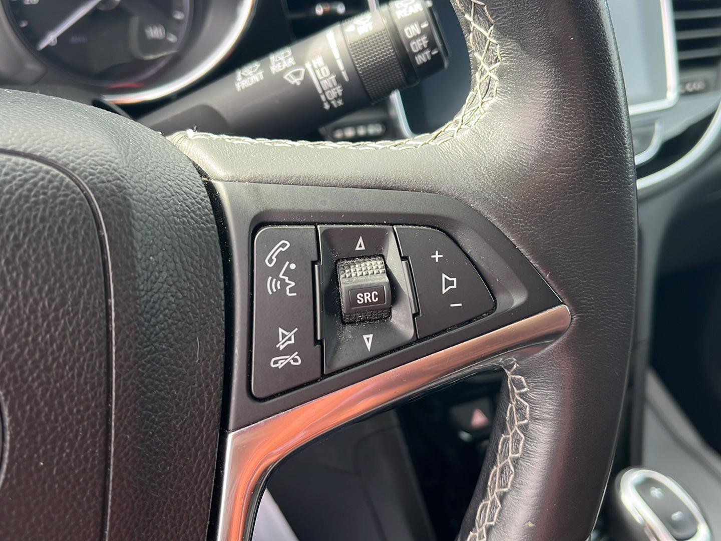 Used 2018 Buick Encore Preferred image 12