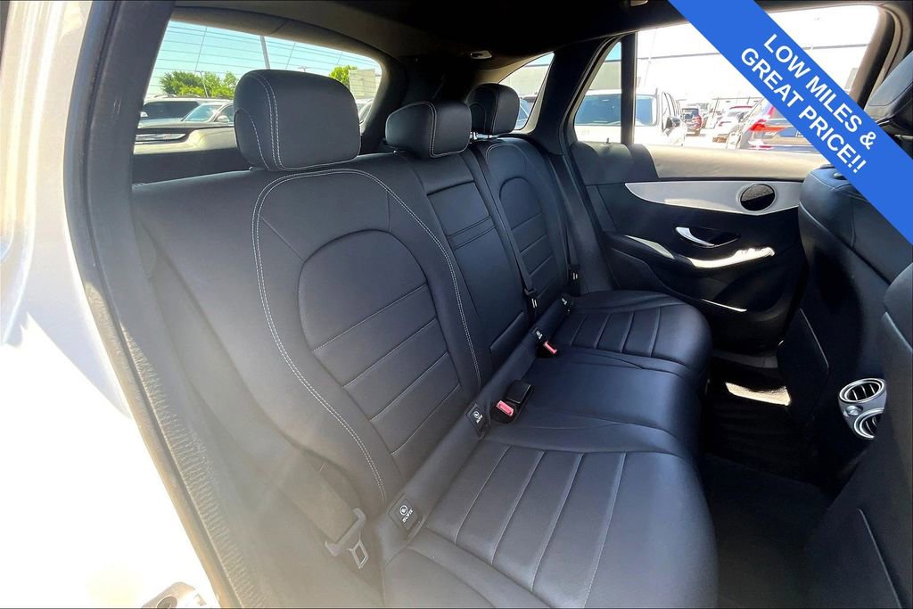 Used 2022 Mercedes-Benz GLC 300 image 35