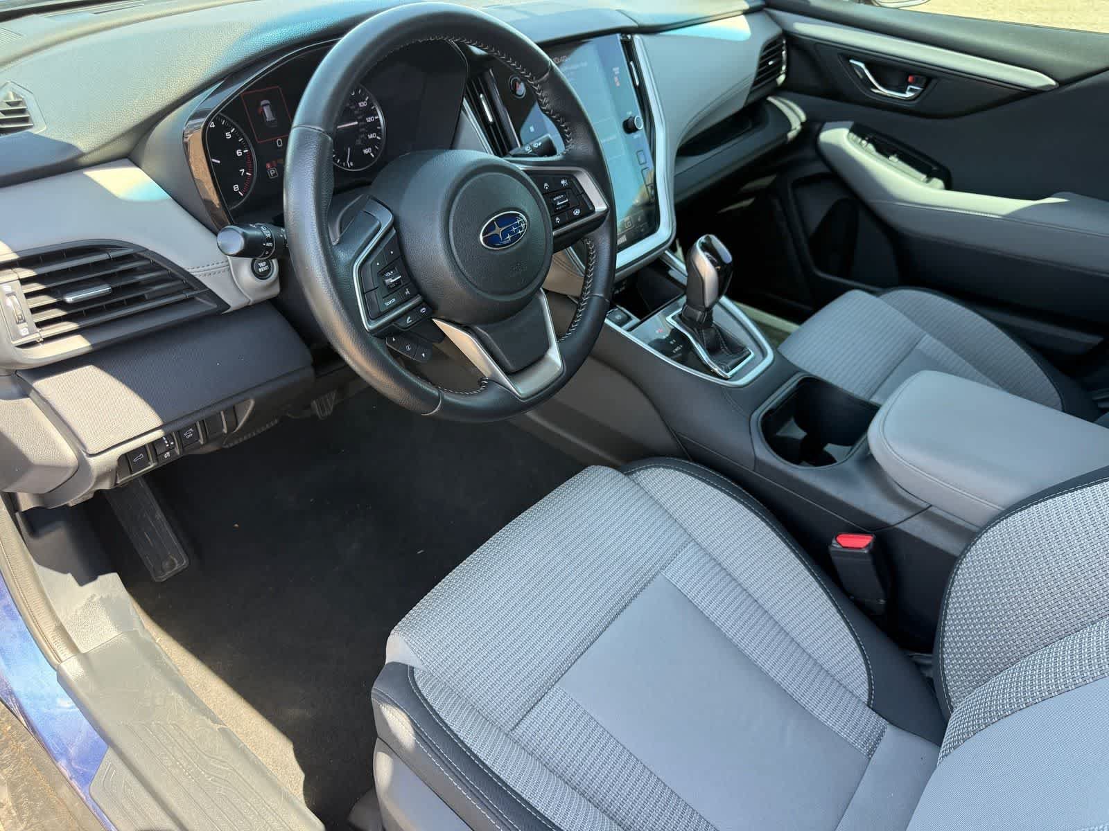 Used 2022 Subaru Outback Premium AWD/4WD image 12