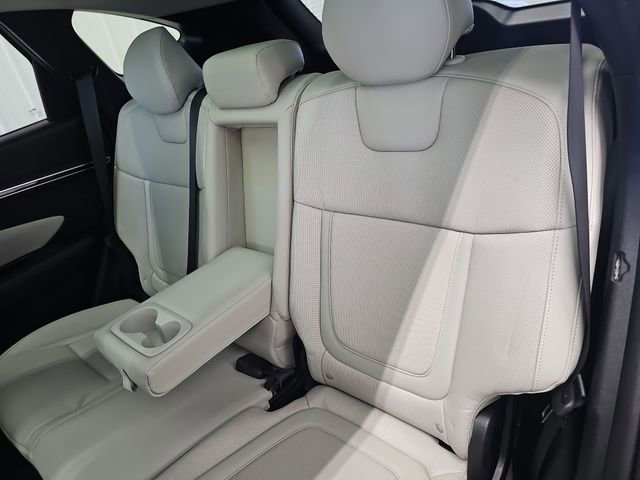 Used 2022 Hyundai Tucson Limited image 36