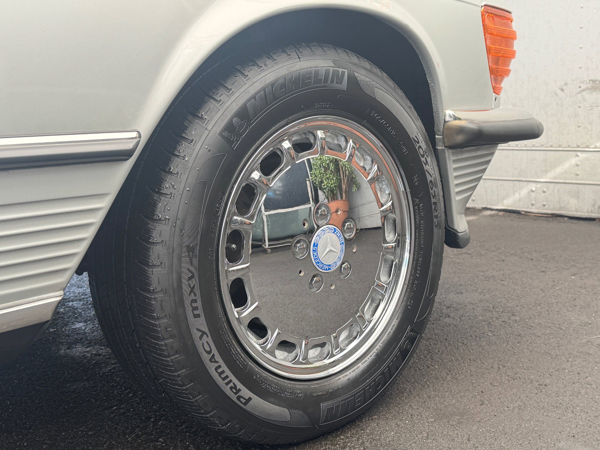 Used 1986 Mercedes-Benz 560 SL image 42