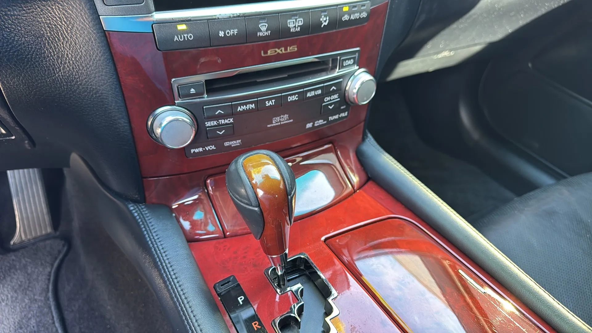 Used 2012 Lexus LS 460 LS 460 Sedan 4D AWD/4WD image 19