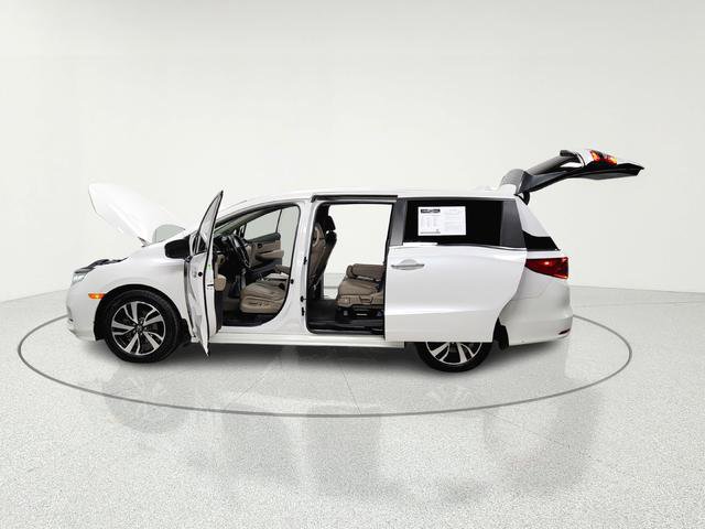 Used 2023 Honda Odyssey Touring image 15