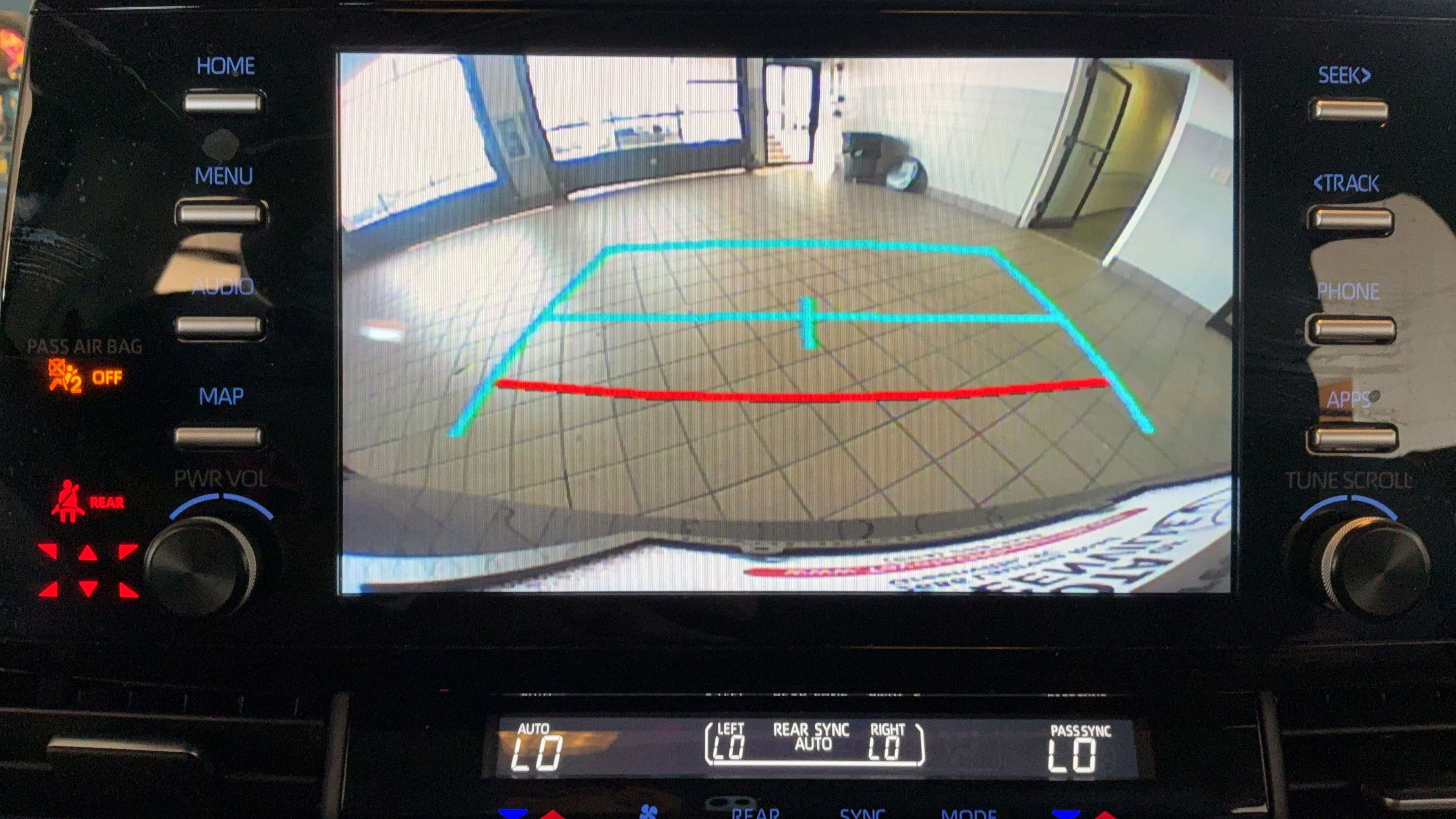 Used 2021 Toyota Sienna XLE FWD image 13