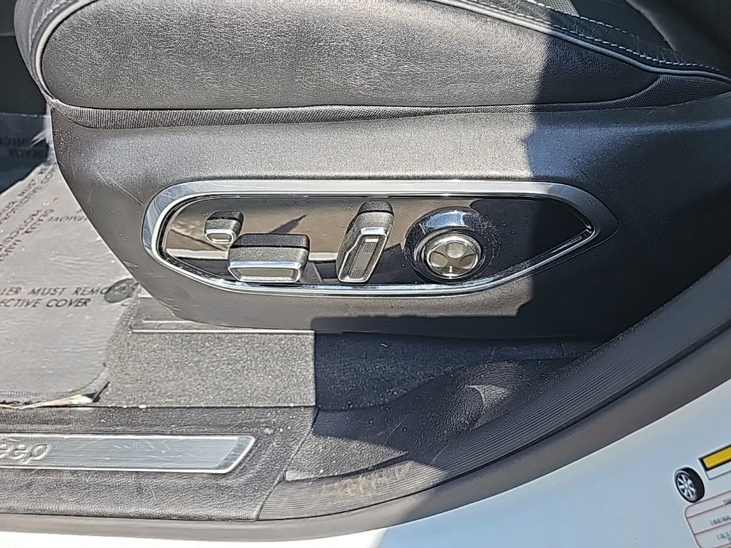 Certified 2024 Jeep Grand Cherokee Overland w/ Adv Protech Group III image 22