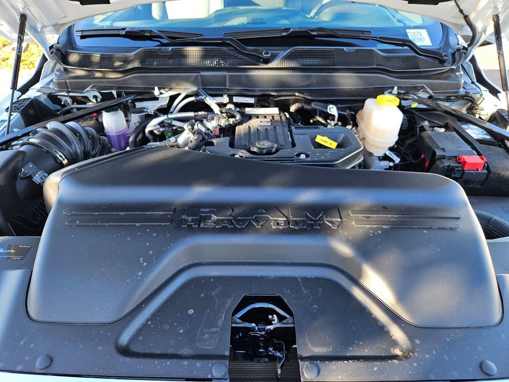 New 2026 RAM 5500 Tradesman w/ Chrome Appearance Group AWD/4WD image 37