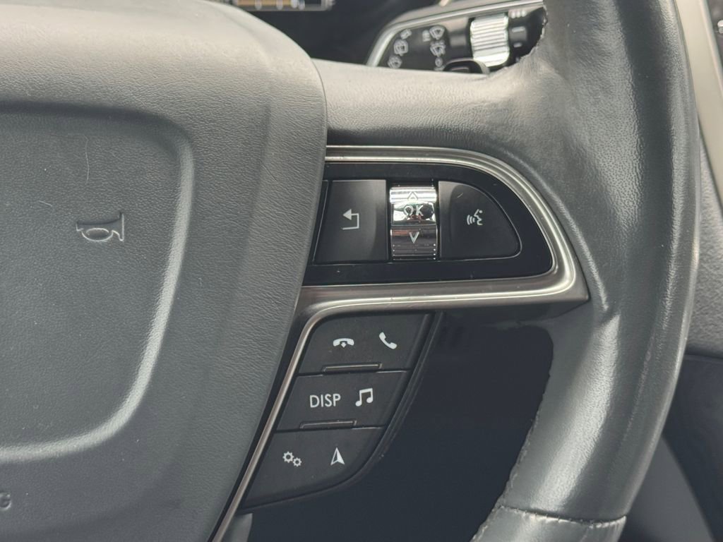 Used 2020 Lincoln Nautilus Reserve FWD image 22