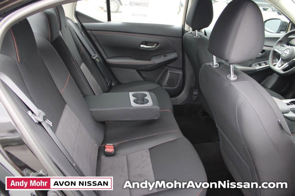 New 2025 Nissan Sentra SR w/ Midnight Edition image 15