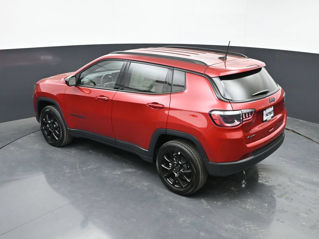 New 2026 Jeep Compass Latitude AWD/4WD image 35