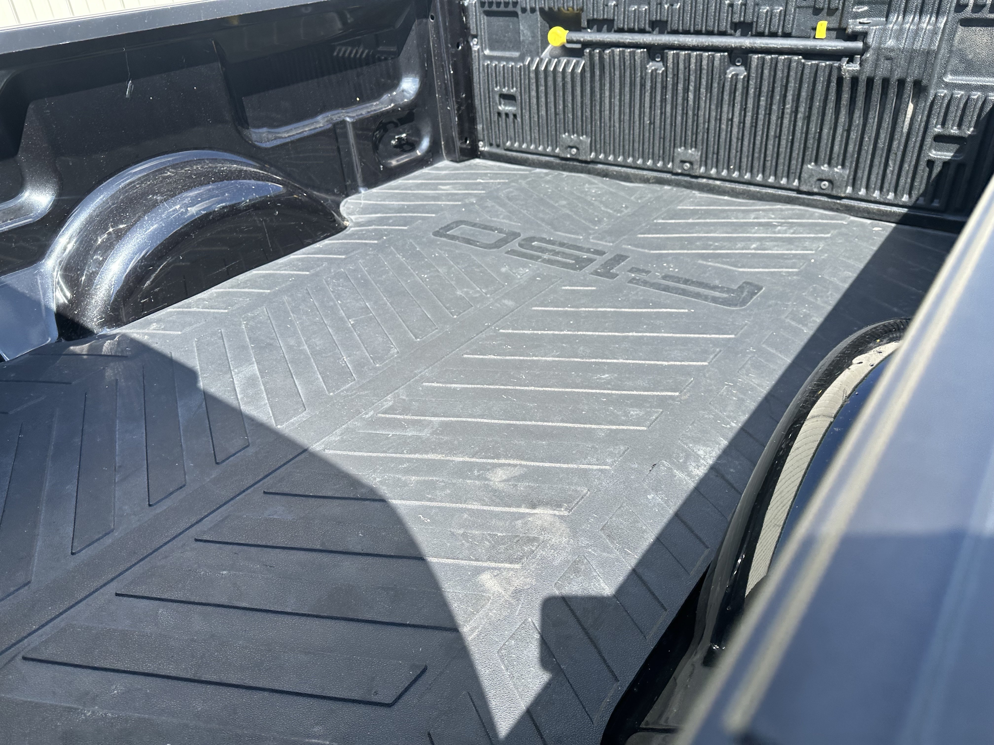 Used 2014 Ford F150 XLT w/ Equipment Group 302A Luxury AWD/4WD image 11