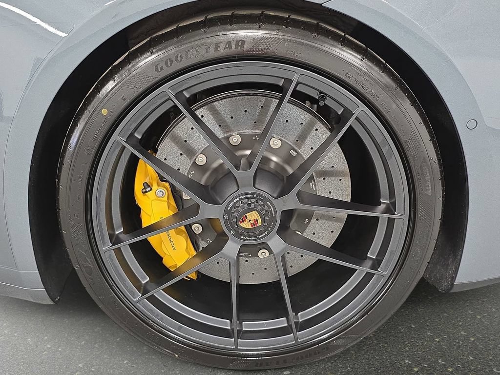 New 2026 Porsche 911 Carrera GTS RWD image 28