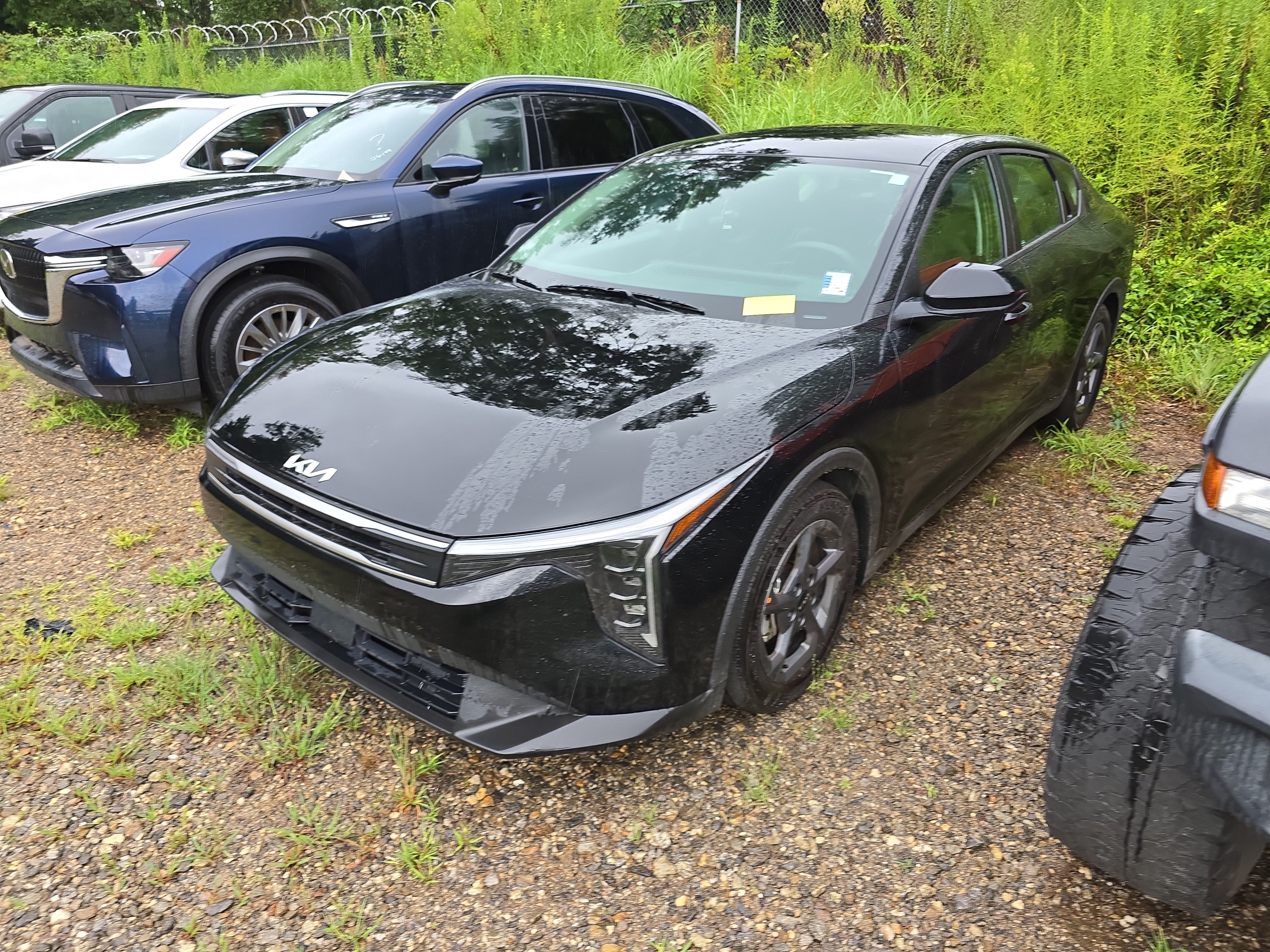 Used 2025 Kia K4 FWD image 3