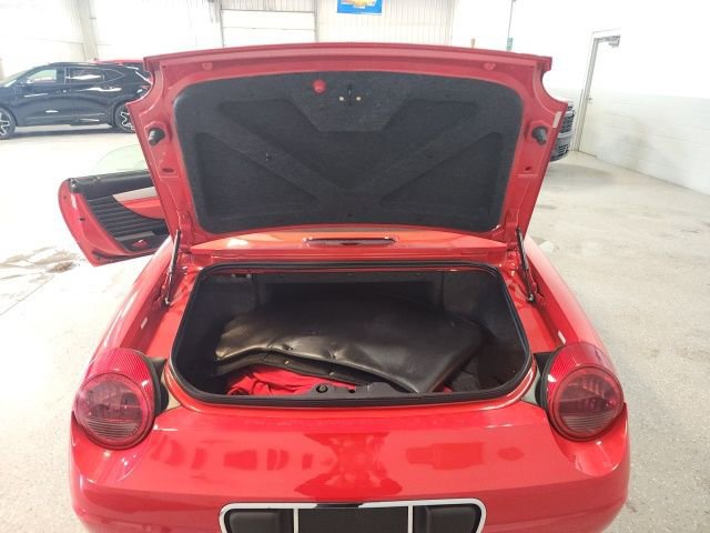 Used 2005 Ford Thunderbird image 9
