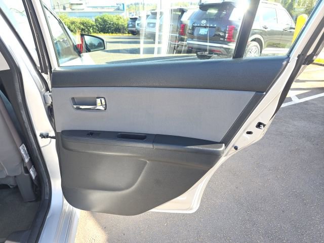 Used 2012 Nissan Sentra 2.0 SR w/ Special Edition Pkg image 19