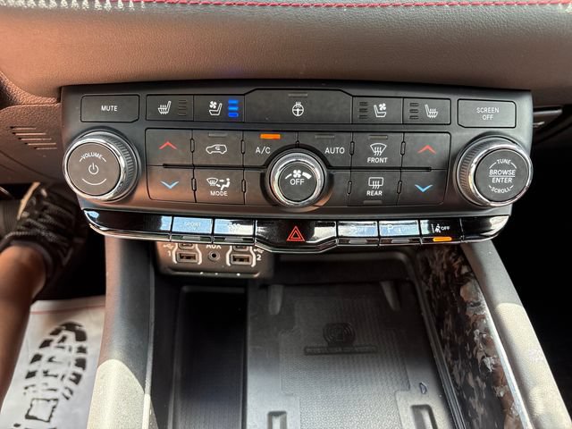 Used 2024 Dodge Durango R/T AWD/4WD image 18