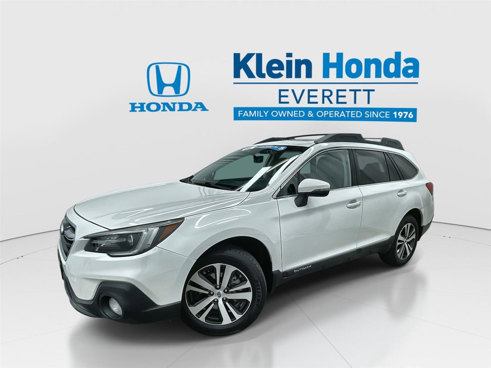 Used 2018 Subaru Outback 2.5i Limited image 1