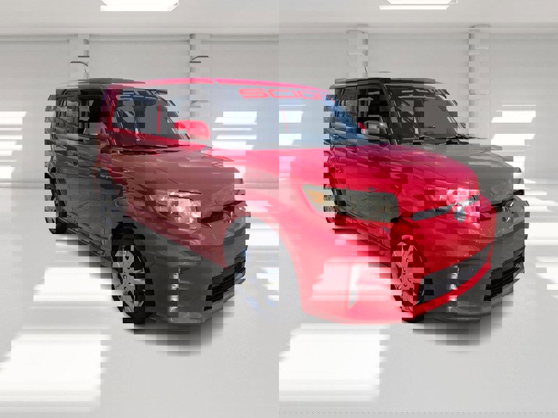 Used 2013 Scion xB FWD image 7