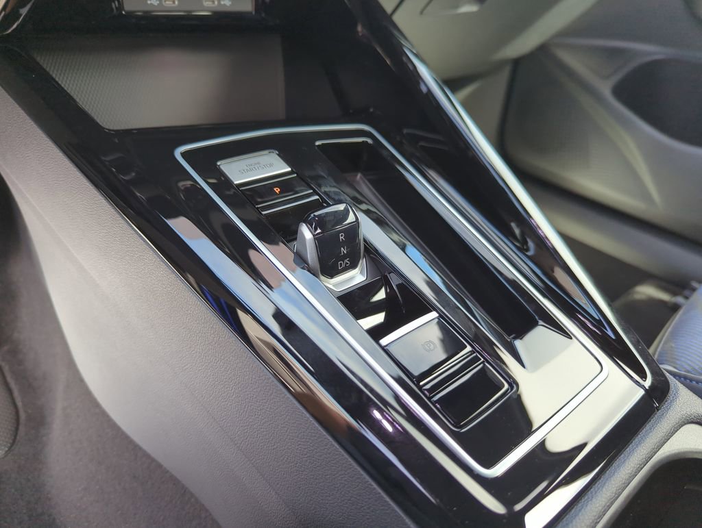 New 2026 Volkswagen Golf w/ Euro Style Package image 39