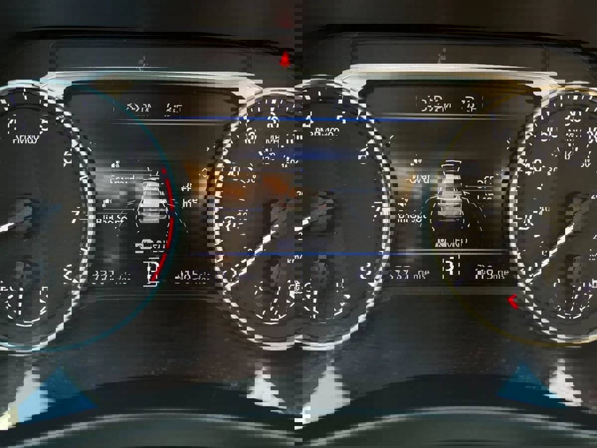 Used 2023 Nissan Sentra SV image 25