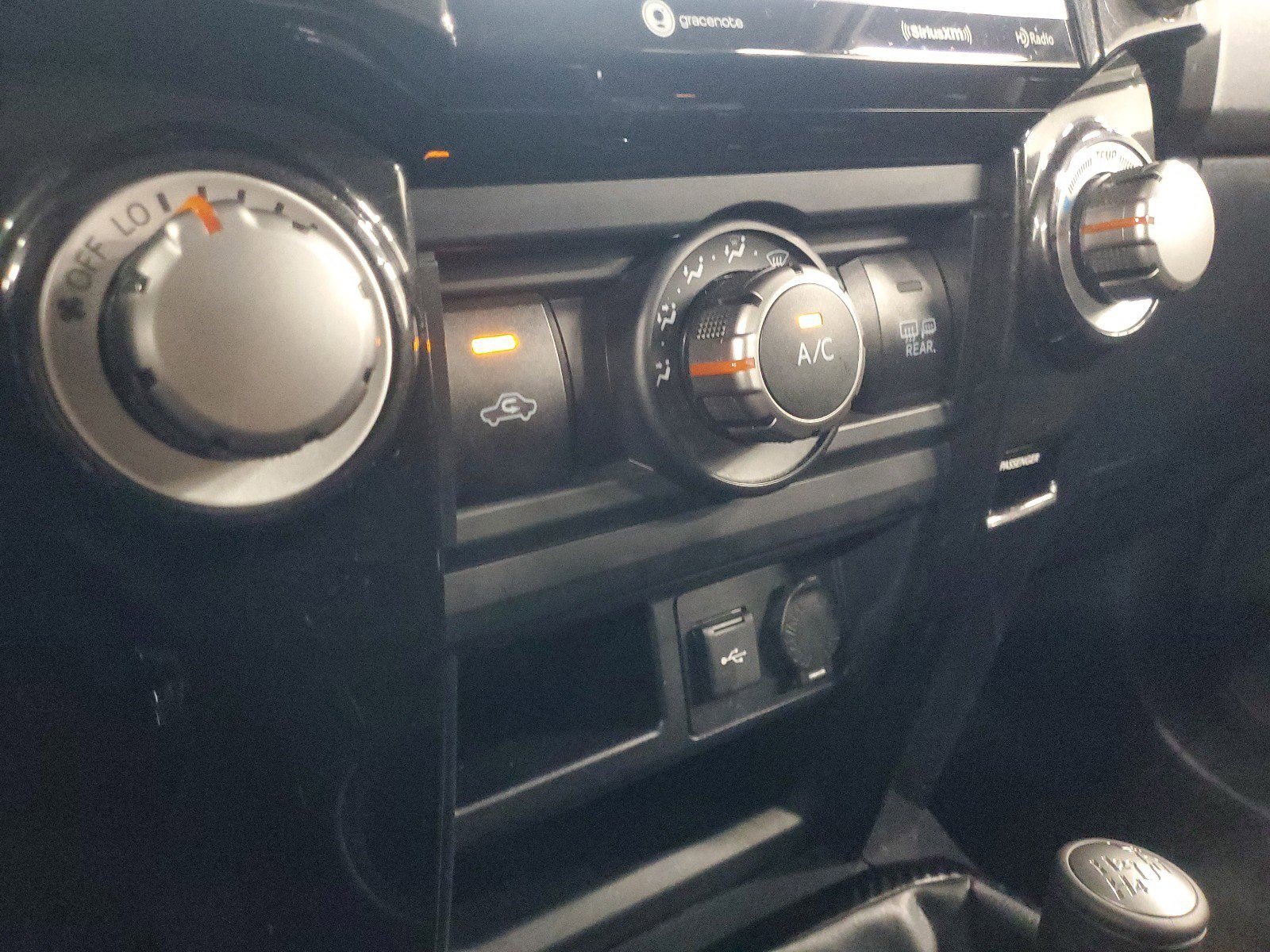 Used 2021 Toyota 4Runner TRD Off-Road AWD/4WD image 30