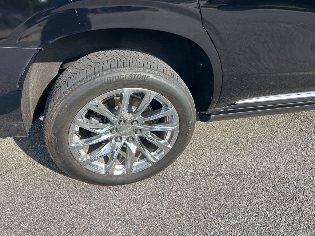 Used 2022 Cadillac Escalade Premium Luxury Platinum w/ LPO, Radiant Package AWD/4WD image 13