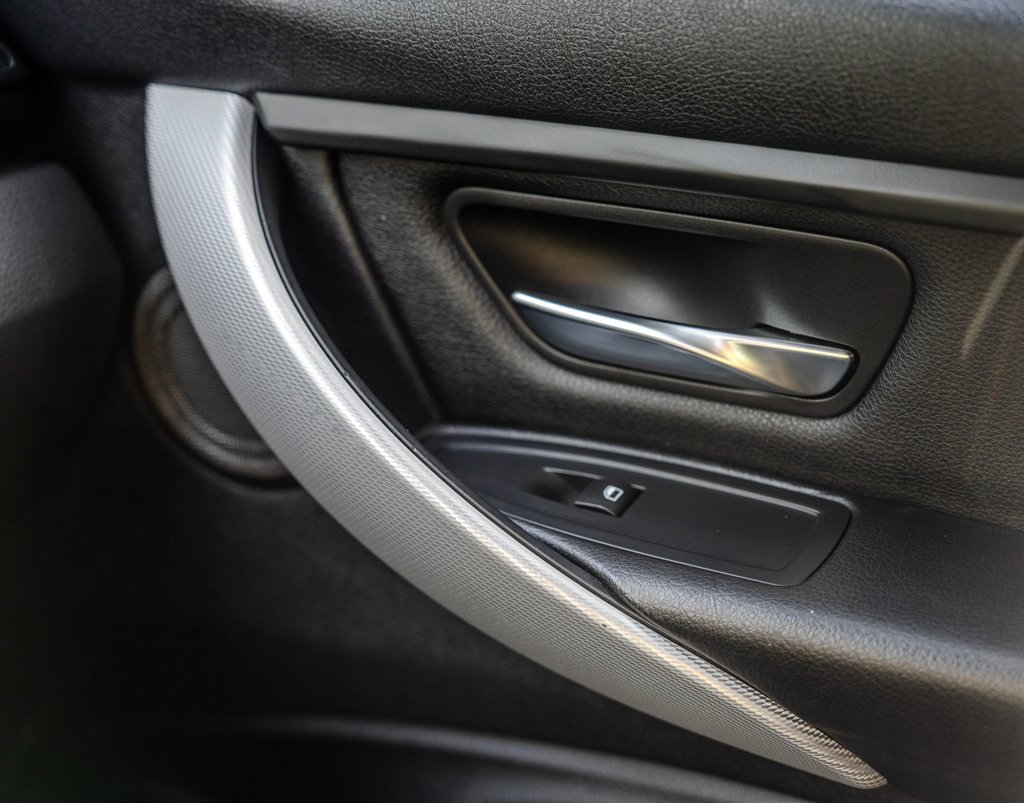 Used 2015 BMW 335i Sedan RWD image 23