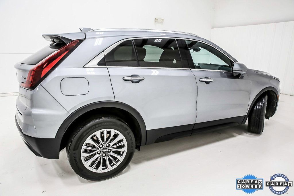 Used 2024 Cadillac XT4 Premium Luxury image 8