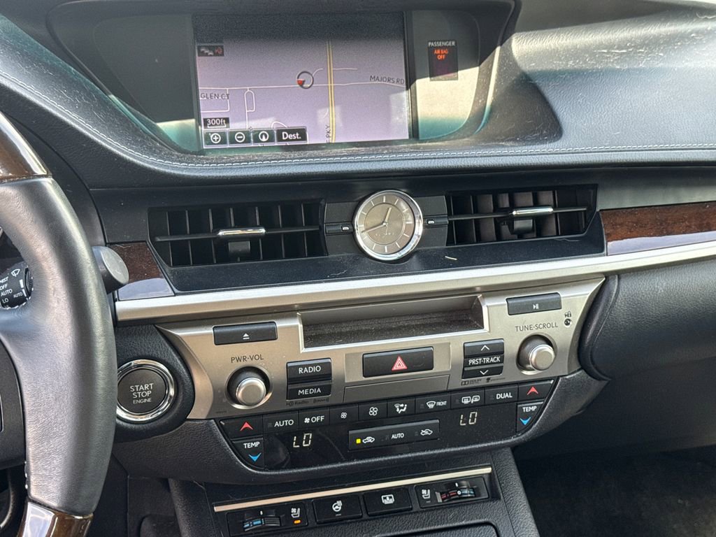 Used 2015 Lexus ES 350 w/ Luxury Package image 25