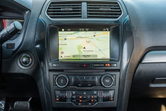 Used 2018 Ford Explorer XLT w/ Equipment Group 202A image 25