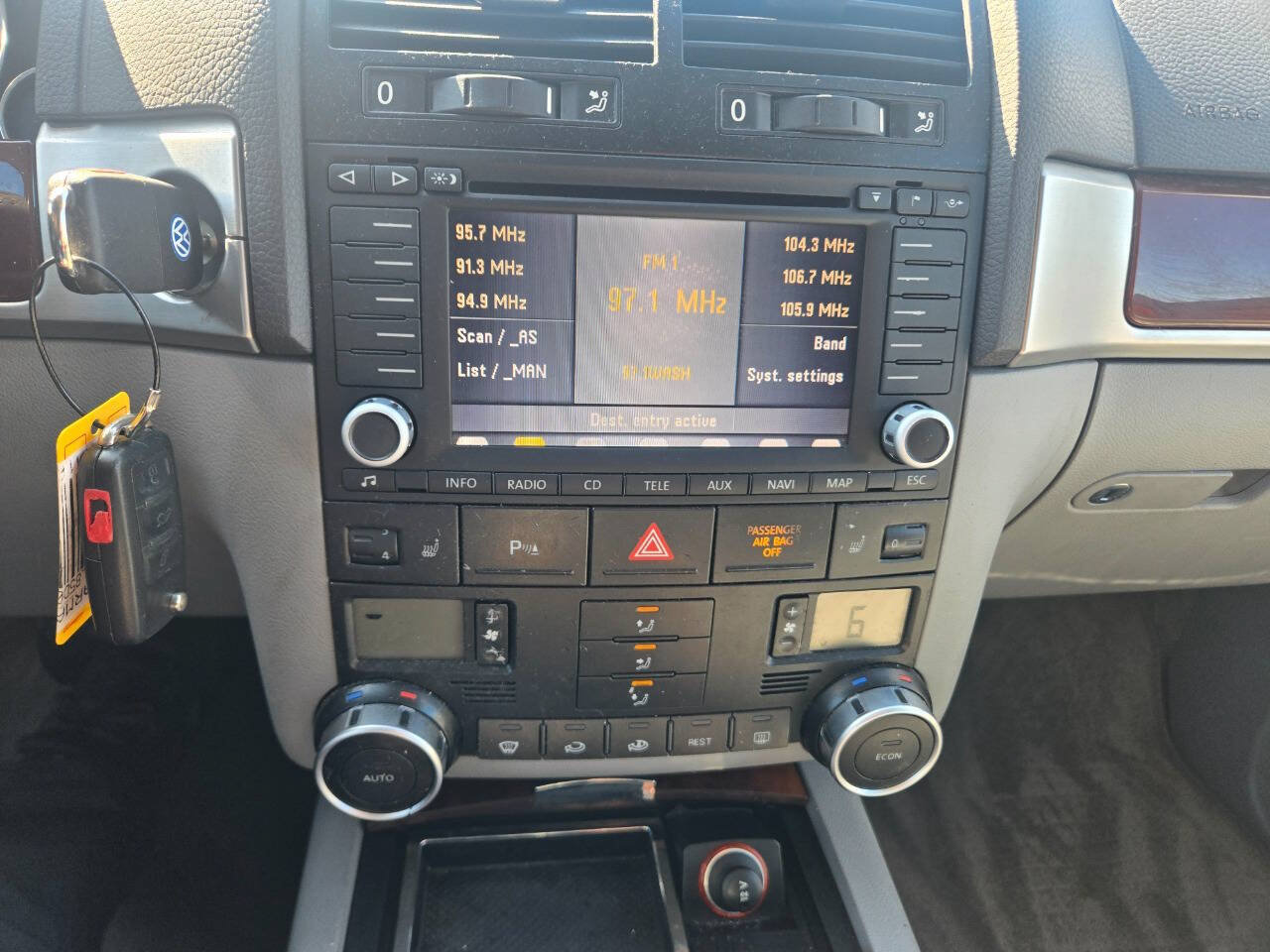 Used 2005 Volkswagen Touareg V6 AWD/4WD image 61