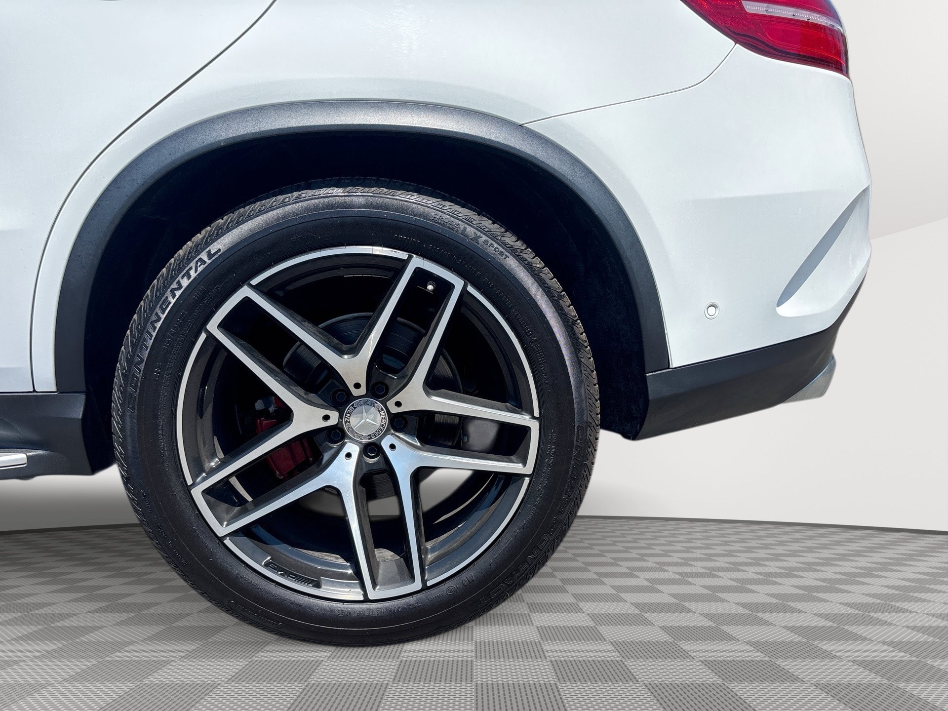 Used 2016 Mercedes-Benz GLE 450 4MATIC Coupe w/ Premium Package image 29