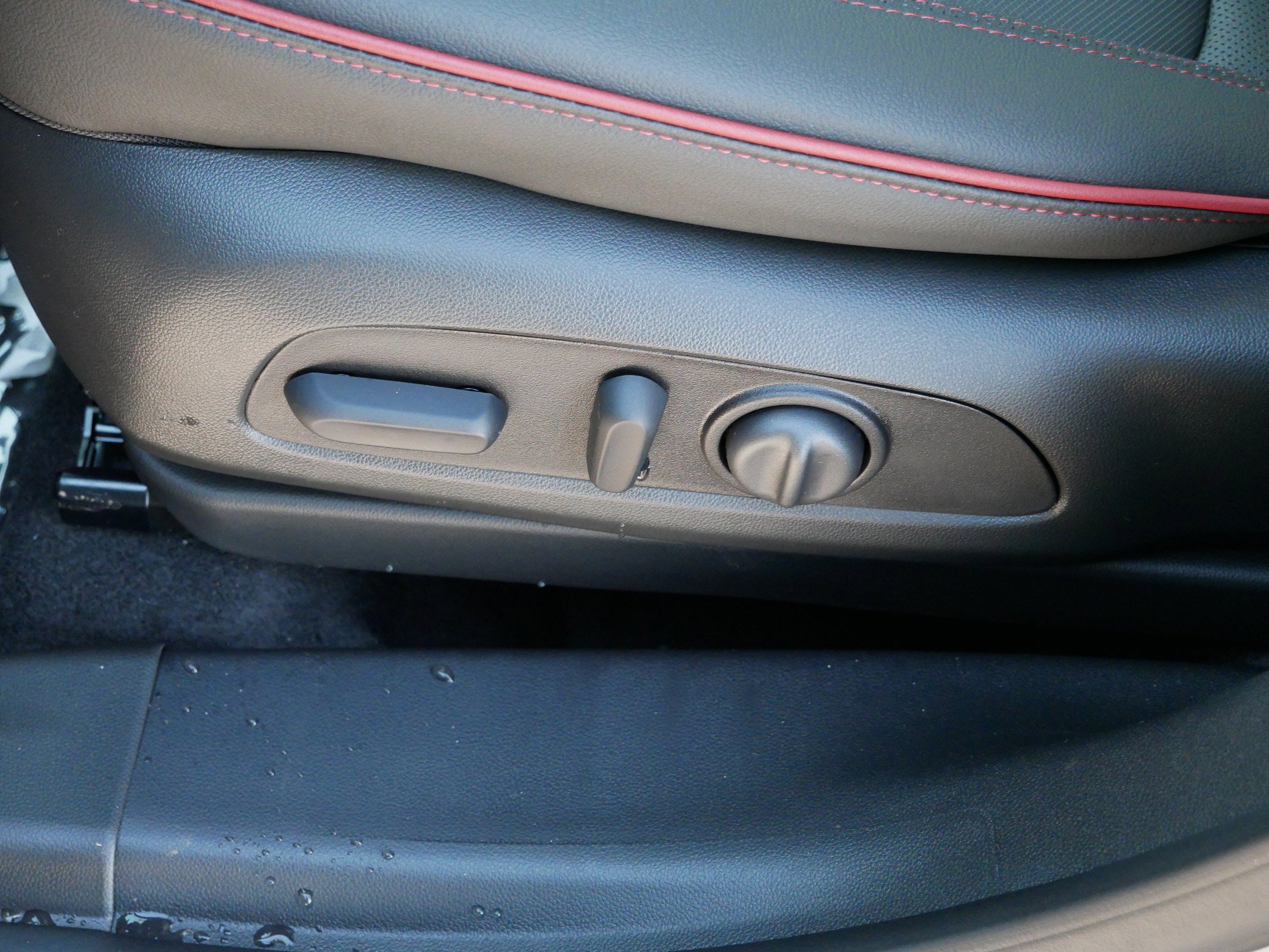 New 2026 Chevrolet TrailBlazer RS w/ Convenience Package image 17