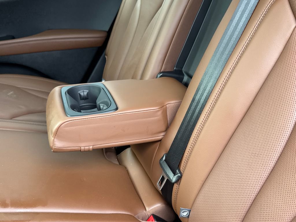Used 2023 Lincoln Nautilus Reserve AWD/4WD image 16