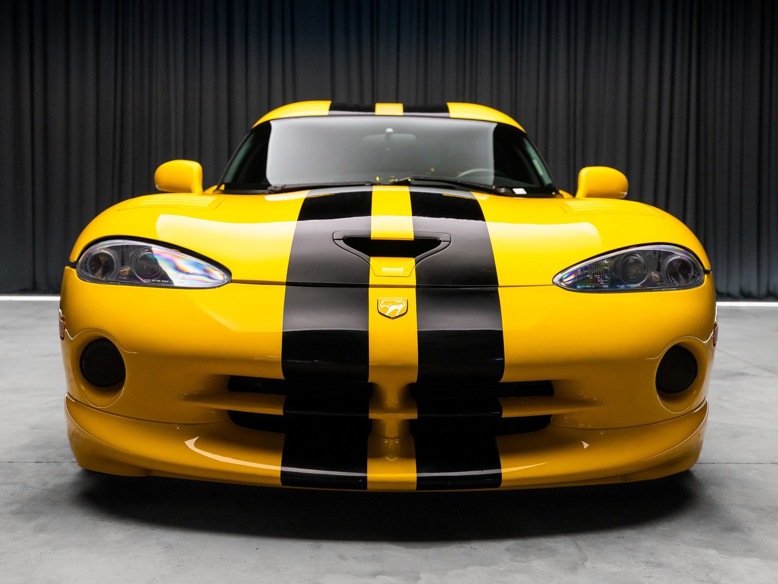 Used 2001 Dodge Viper GTS RWD image 21