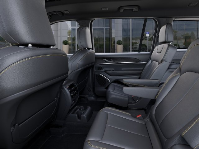 New 2026 Jeep Grand Cherokee L Limited AWD/4WD image 23