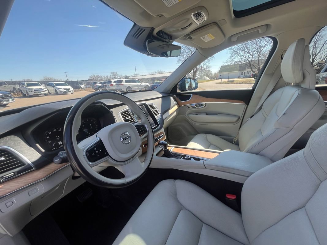 Used 2022 Volvo XC90 T6 Momentum AWD/4WD image 20