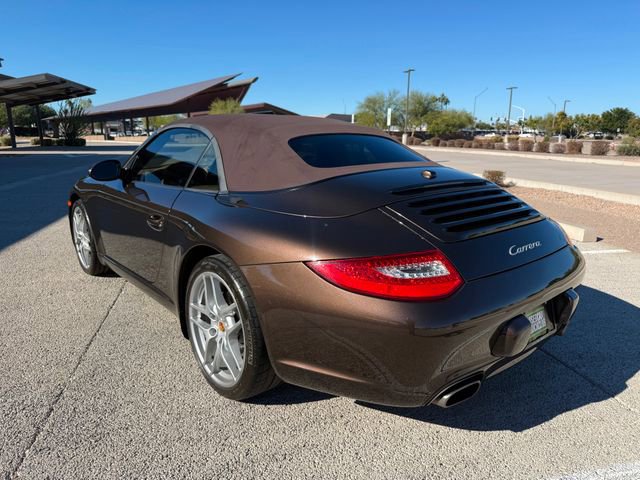 Used 2010 Porsche 911 Carrera 4 image 4