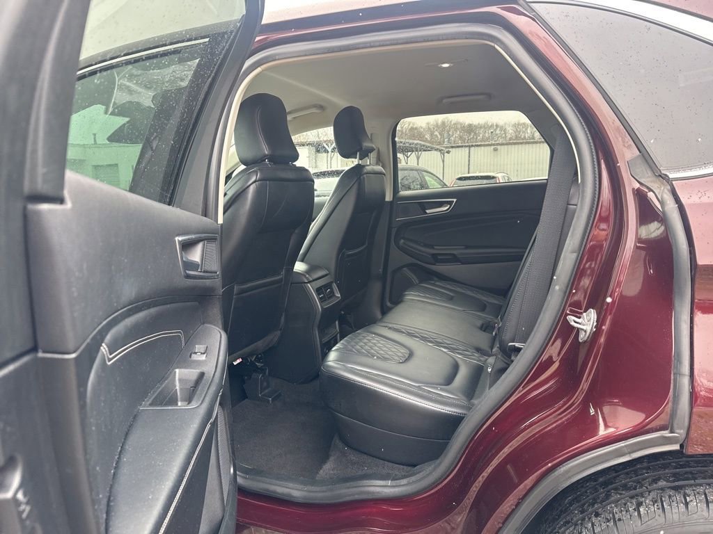 Used 2024 Ford Edge Titanium image 16