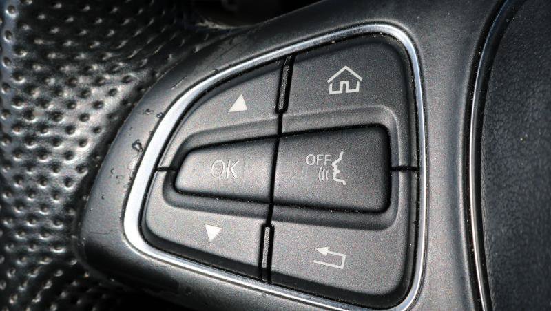 Used 2017 Mercedes-Benz C 300 Sedan image 12