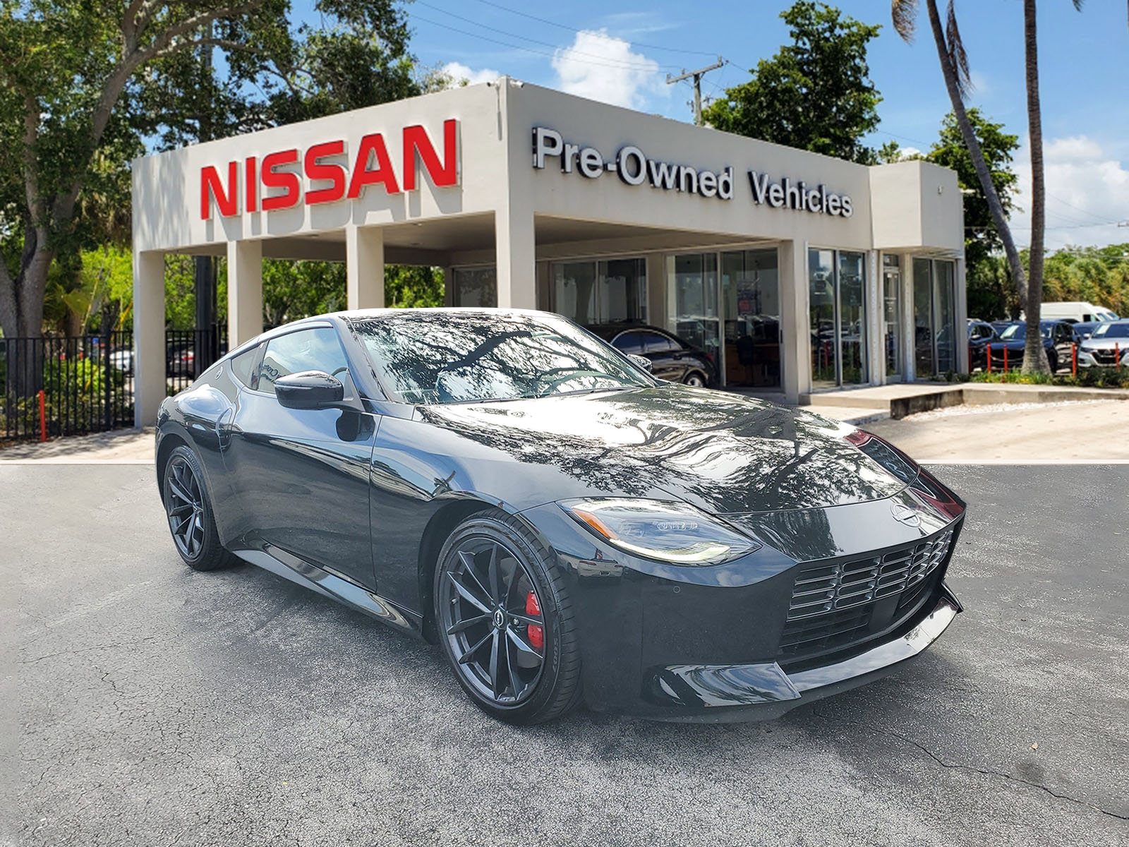 Certified 2024 Nissan Z Performance w/ Floor Mat Package image 3