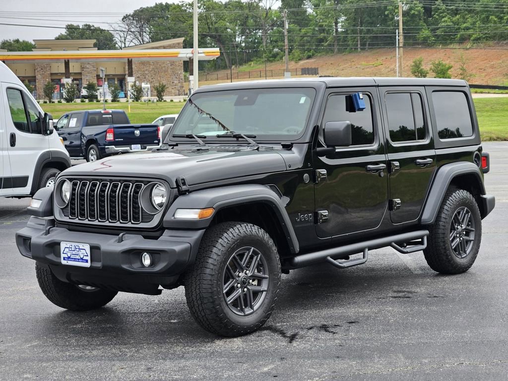 Used 2025 Jeep Wrangler Unlimited Sport AWD/4WD video 3