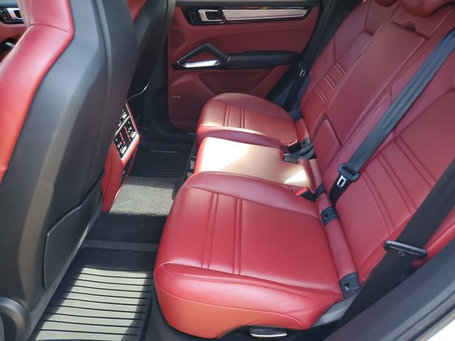 Used 2021 Porsche Cayenne Turbo image 35