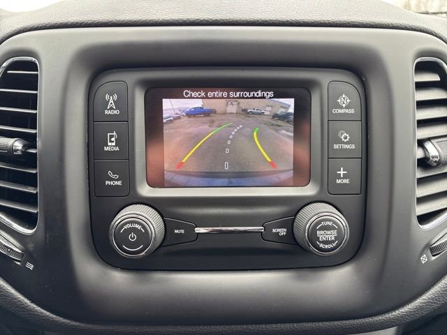 Used 2018 Jeep Compass Latitude w/ Safe & Security Group image 17