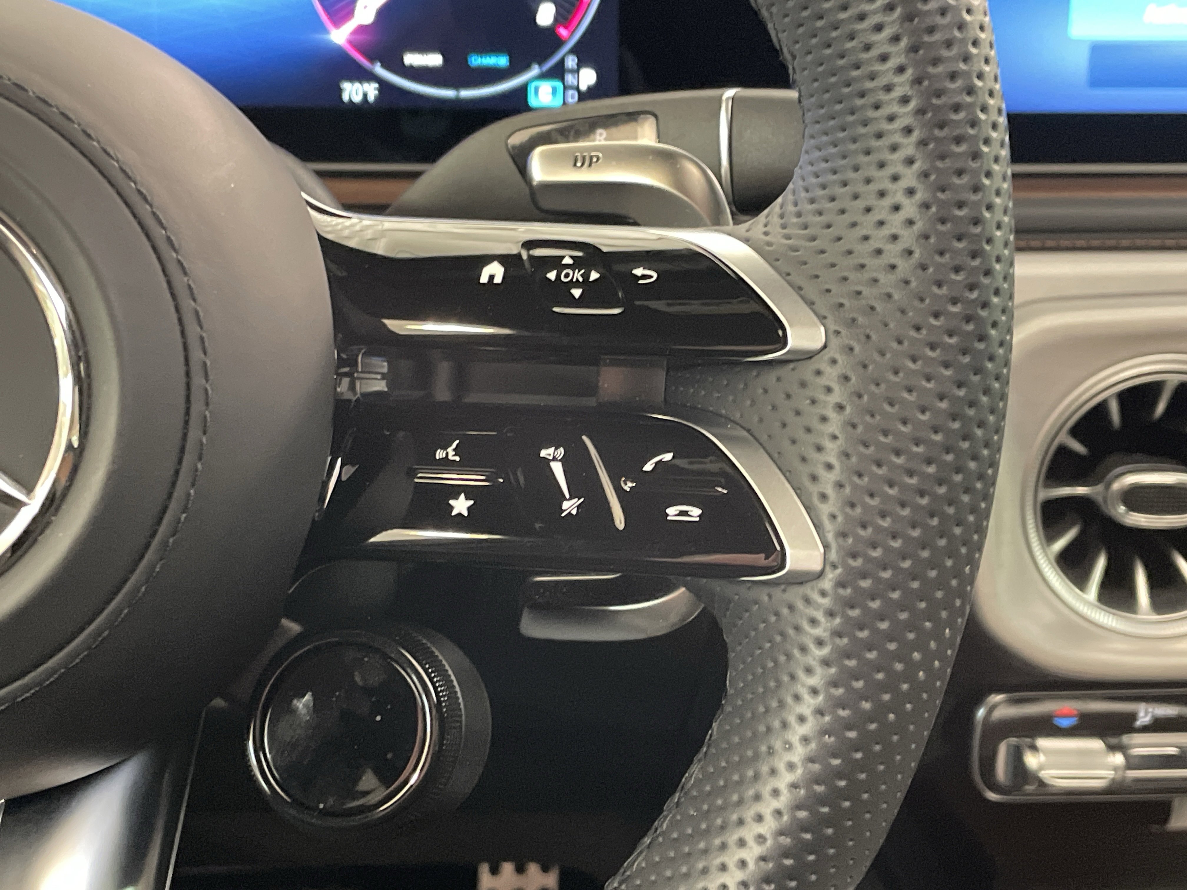 Certified 2025 Mercedes-Benz G 63 AMG 4MATIC image 26