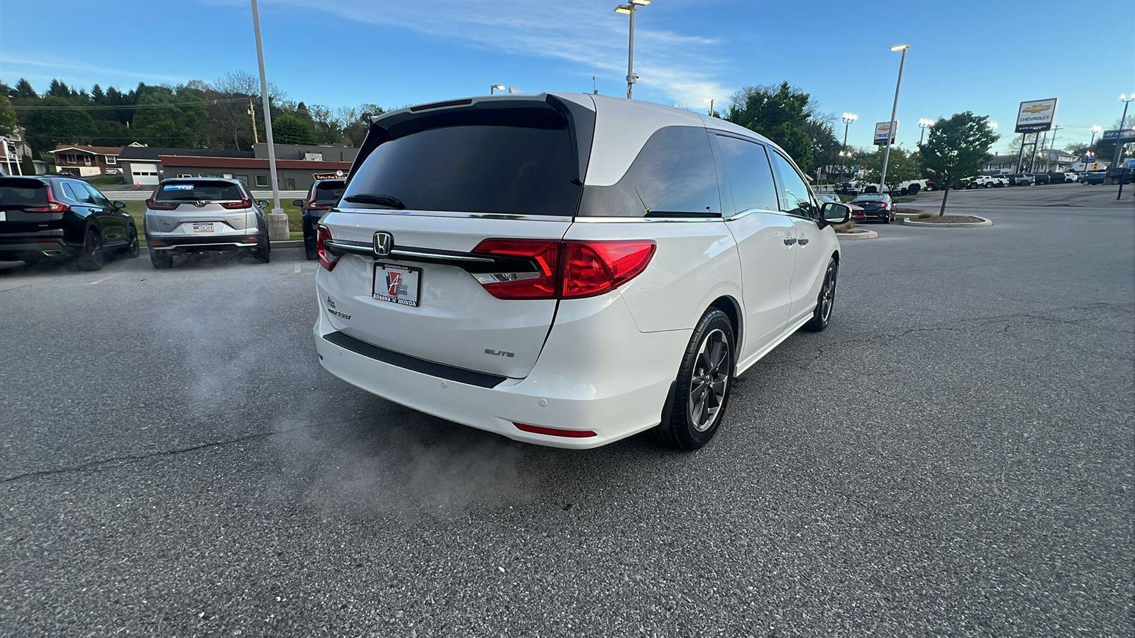 Certified 2023 Honda Odyssey Elite image 4